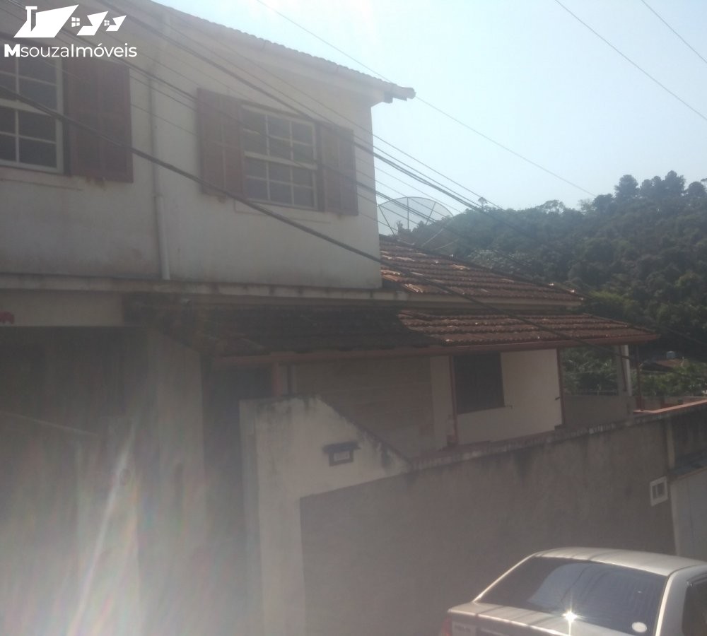 Casa 3 Qts  Venda  Carangola - Petrpolis/RJ [ Cd.: MS0051 ]