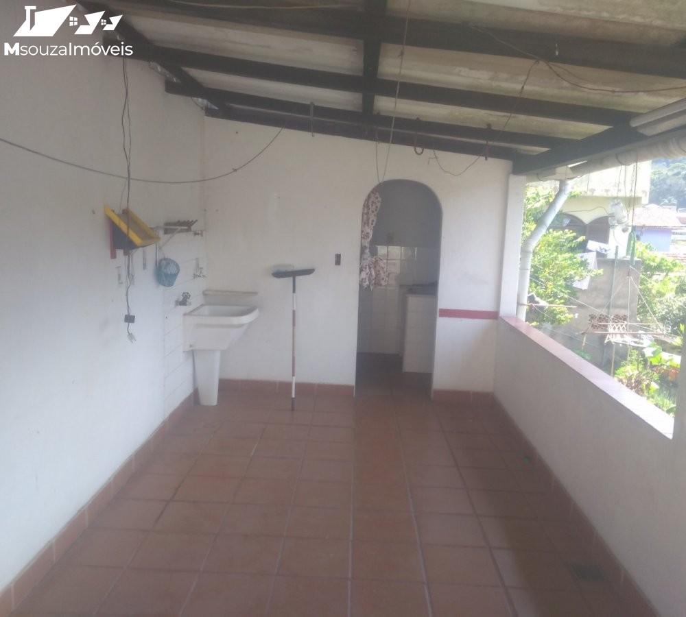 Casa 3 Qts  Venda  Carangola - Petrpolis/RJ [ Cd.: MS0051 ]