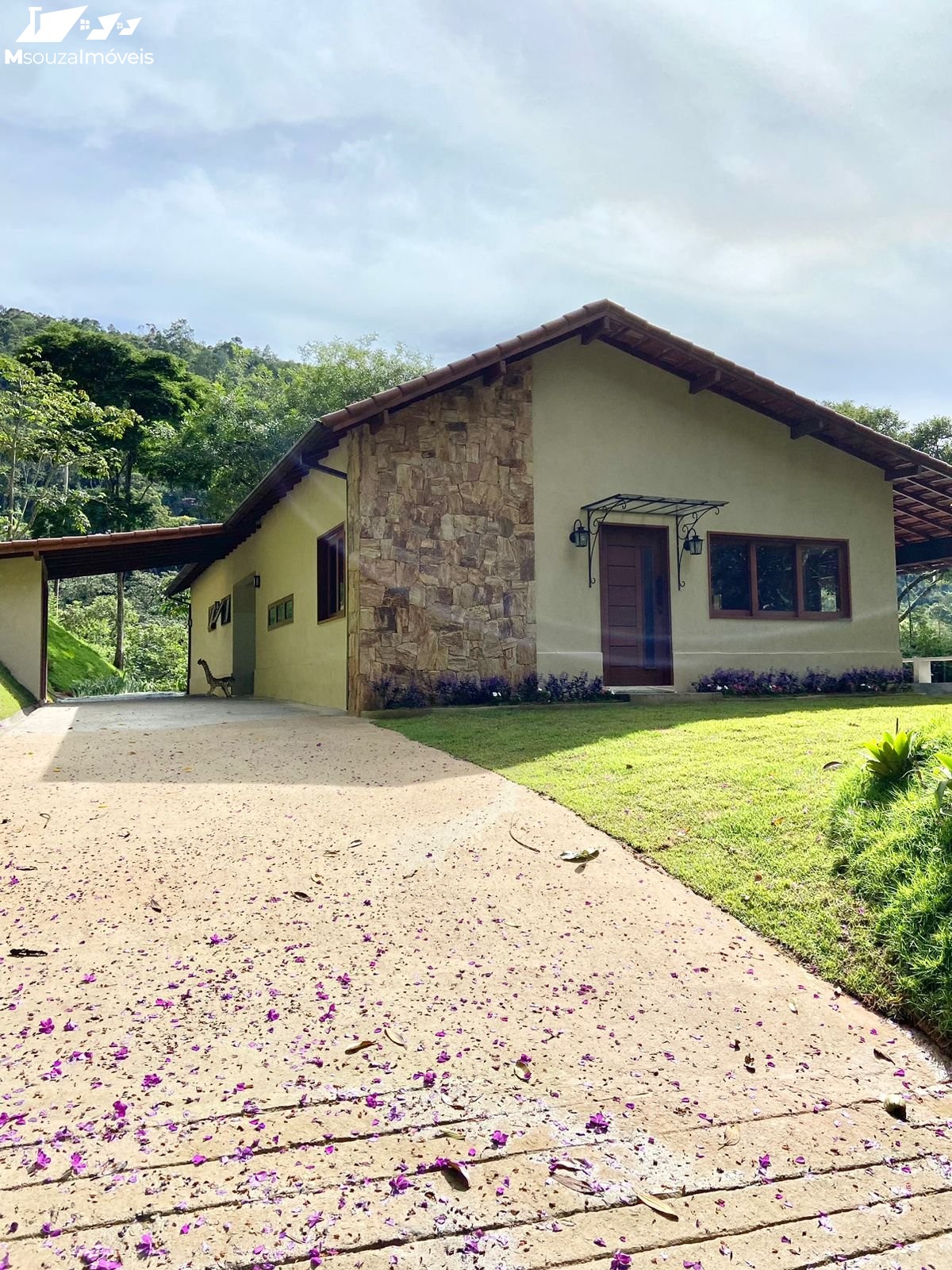 Casa   Venda  Itaipava - Petrpolis/RJ [ Cd.: MS00114 ]