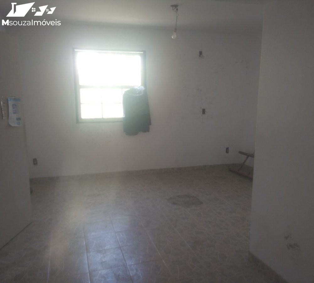 Casa 3 Qts  Venda  Carangola - Petrpolis/RJ [ Cd.: MS0051 ]