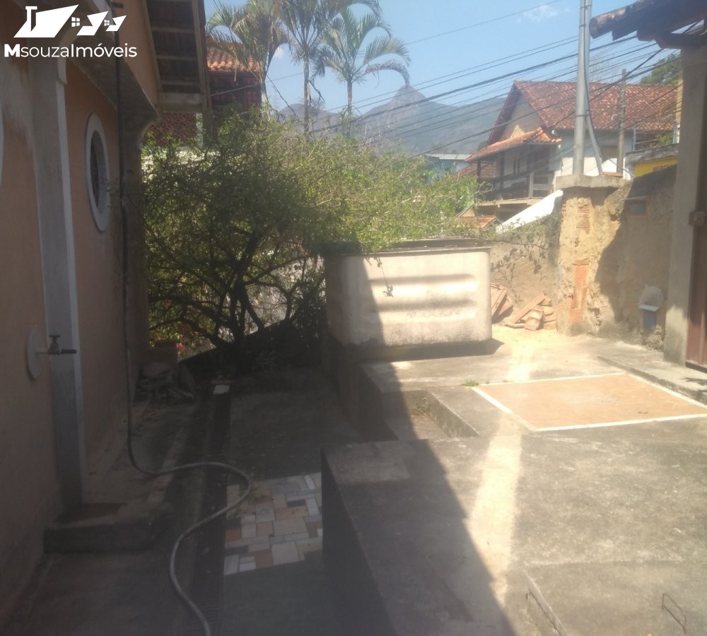 Casa 3 Qts  Venda  Carangola - Petrpolis/RJ [ Cd.: MS0051 ]